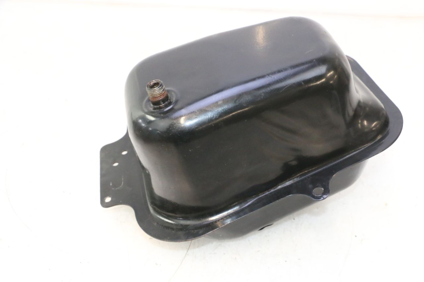 photo de RESERVOIR ESSENCE KYMCO AGILITY PREMIUM 50 (2007 - 2010) - Zoom état d’usage