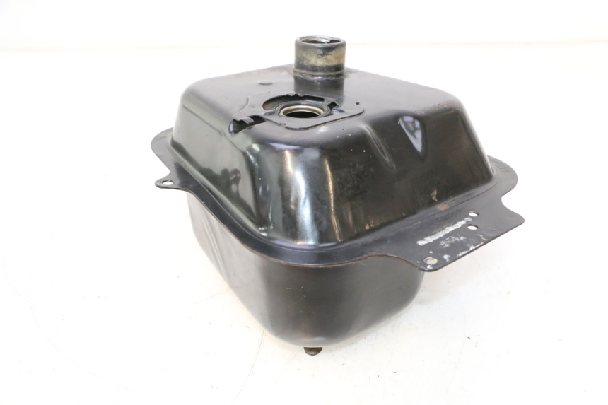 photo de RESERVOIR ESSENCE KYMCO AGILITY PREMIUM 50 (2007 - 2010) - Gros plan technique