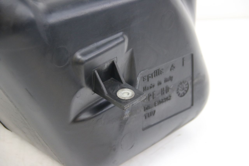 photo de RESERVOIR ESSENCE APRILIA ATLANTIC 500 (2002 - 2003)