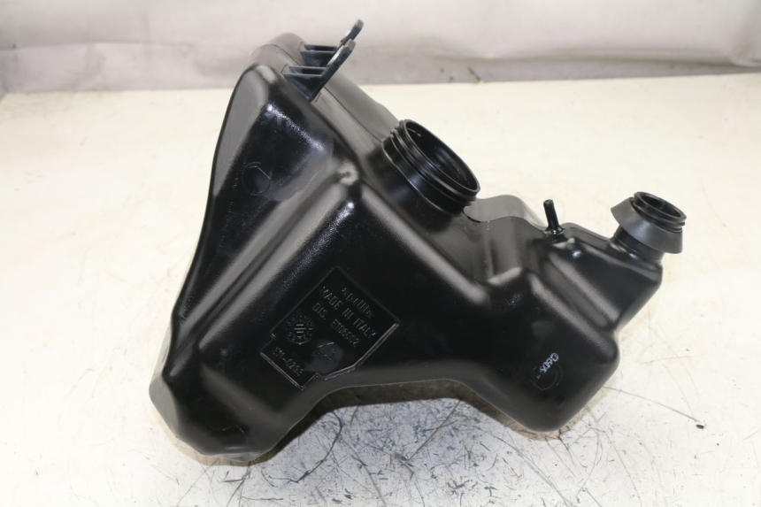 photo de RESERVOIR ESSENCE APRILIA ATLANTIC S 125 (2010 - 2013)