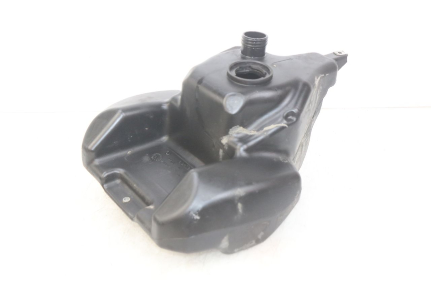 photo de RESERVOIR ESSENCE APRILIA SCARABEO 100 (2003 - 2012)