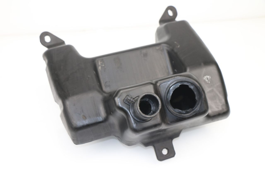 photo de RESERVOIR ESSENCE APRILIA SPORT CITY 2T 50 (2008 - 2012)