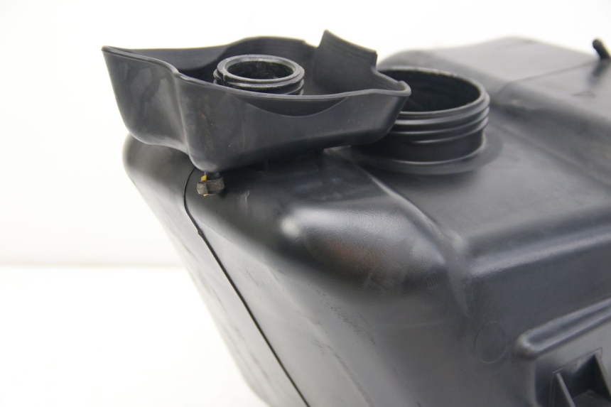 photo de RESERVOIR ESSENCE APRILIA ATLANTIC 500 (2002 - 2003)