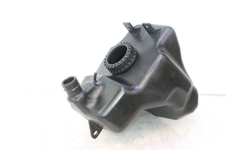 photo de RESERVOIR ESSENCE APRILIA ATLANTIC S 125 (2010 - 2013) - Détail de la pièce