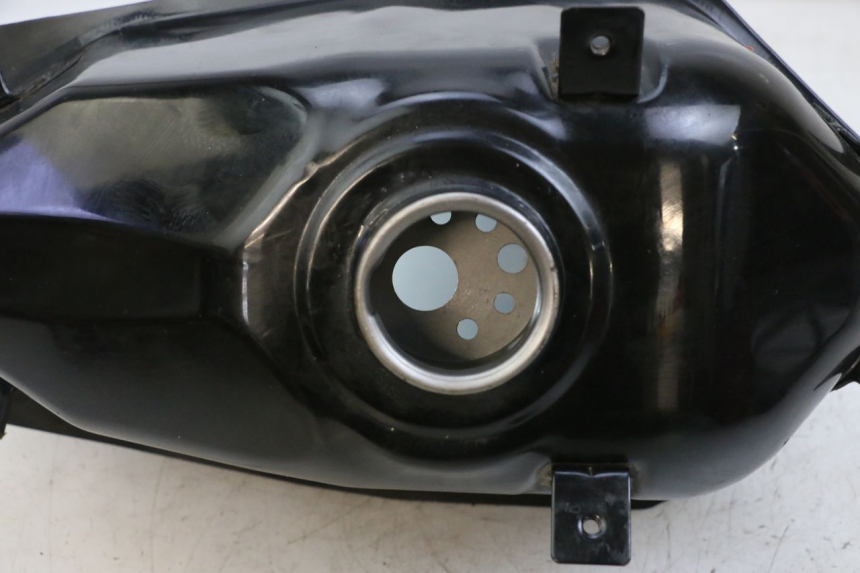 photo de RESERVOIR ESSENCE MAG POWER BOMBERS 4T 50 (2016 - 2026) - Zoom état d’usage