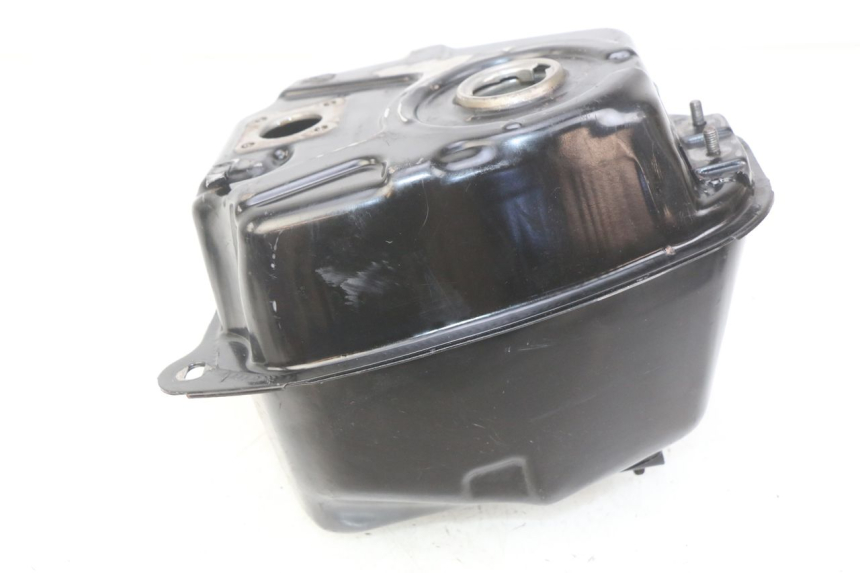 photo de RESERVOIR ESSENCE MBK BOOSTER SPIRIT 50 (1999 - 2003) - Marquages et références