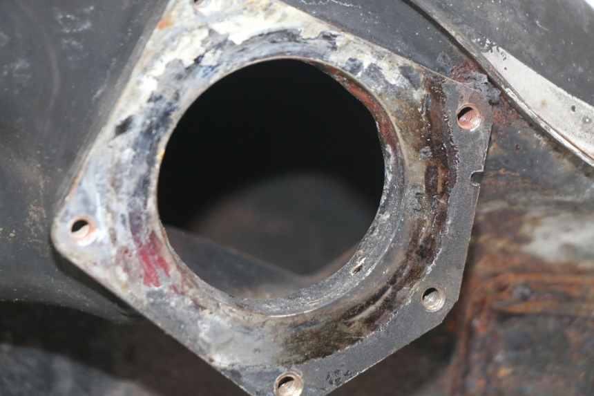 photo de RESERVOIR ESSENCE ROYAL ENFIELD BULLET CLASSIC 500 (2017 - 2020) - Zoom état d’usage