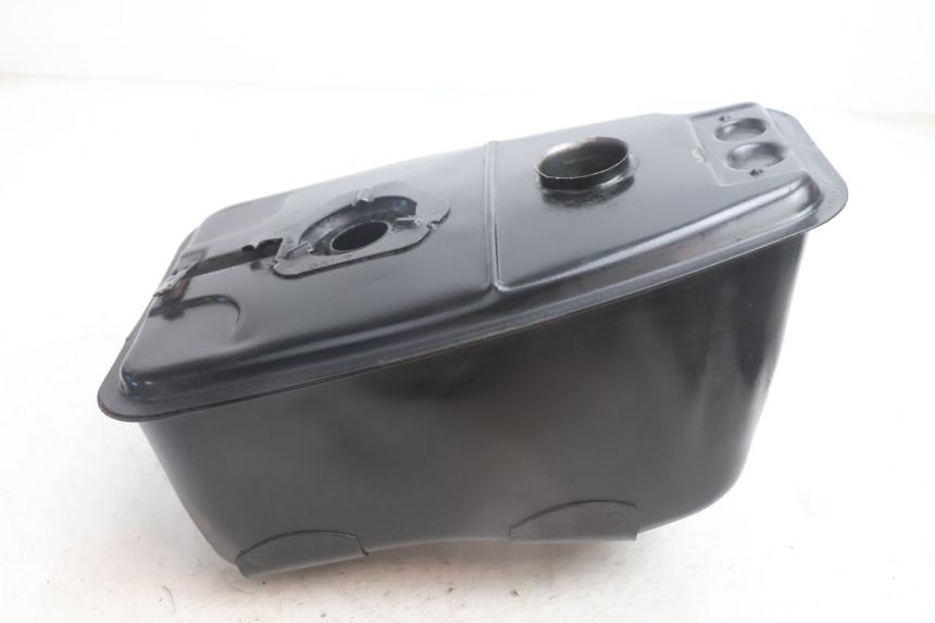 photo de RESERVOIR ESSENCE PEUGEOT BUXY 50 (1993 - 1998) - Vue principale