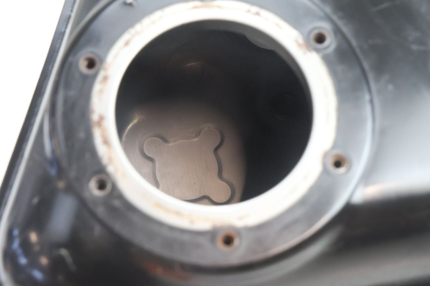 photo de RESERVOIR ESSENCE YAMAHA BW'S BWS 125 (2010 - 2013) - État de surface