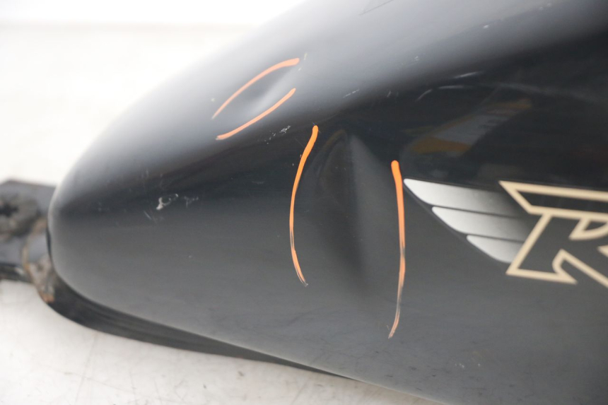 photo de RESERVOIR ESSENCE HONDA CA REBEL 125 (1995 - 2001) - Détails caractéristiques