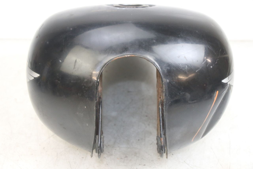 photo de RESERVOIR ESSENCE HONDA CA REBEL 125 (1995 - 2001) - Vue rapprochée