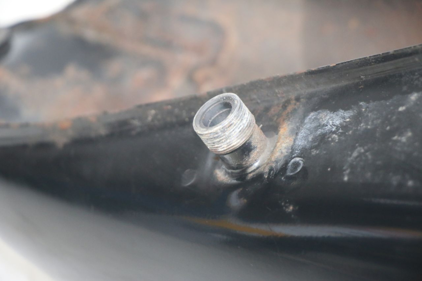 photo de RESERVOIR ESSENCE HONDA CA REBEL 125 (1995 - 2001) - Zoom état d’usage