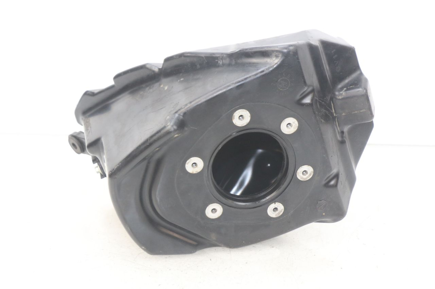 photo de RESERVOIR ESSENCE HONDA CRF 250 (2013 - 2016)