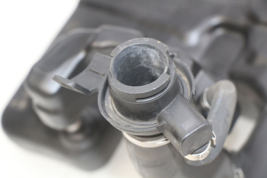 photo de RESERVOIR ESSENCE PEUGEOT DJANGO 4T 50 (2014 - 2019)