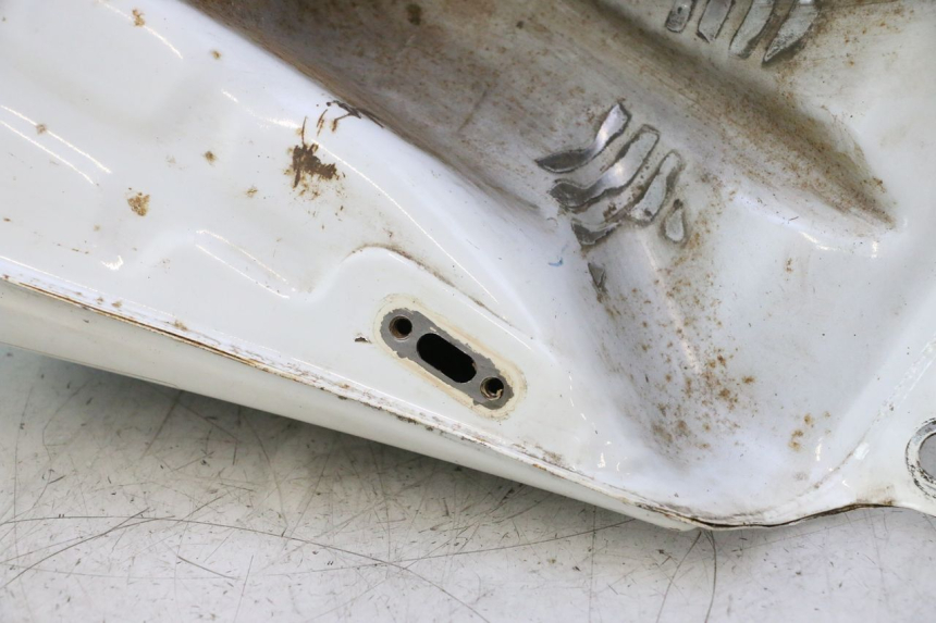 photo de RESERVOIR ESSENCE SUZUKI DR S 600 (1985 - 1989) - Vue d’ensemble