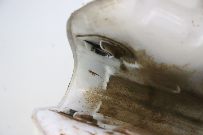 photo de RESERVOIR ESSENCE SUZUKI DR S 600 (1985 - 1989) - État de surface