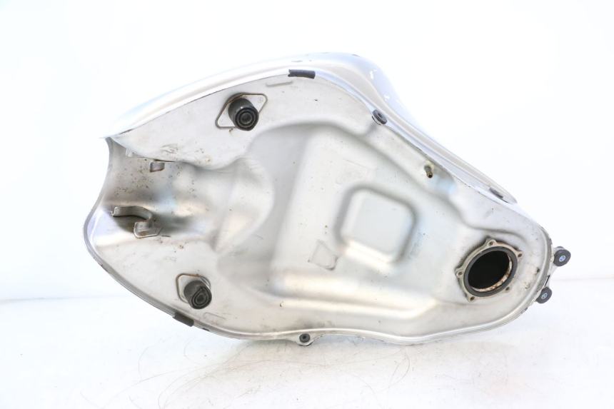 photo de RESERVOIR ESSENCE KAWASAKI ER-6 ER6 N 650 (2005 - 2009) - Points de fixation
