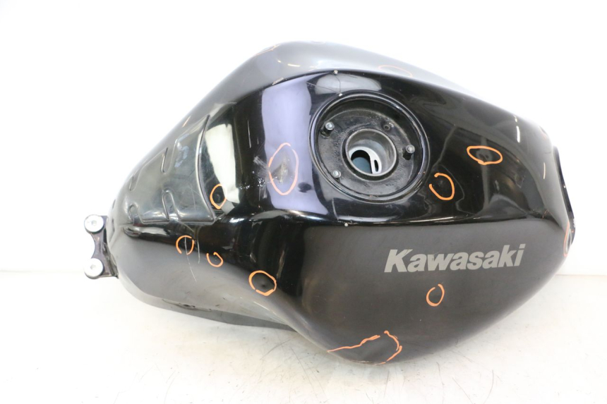 photo de RESERVOIR ESSENCE KAWASAKI ER-6 ER6 N 650 (2005 - 2009) - Vue principale