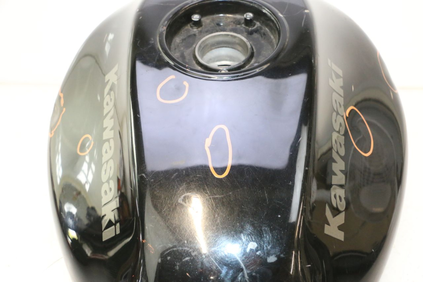 photo de RESERVOIR ESSENCE KAWASAKI ER-6 ER6 N 650 (2005 - 2009) - Angle alternatif