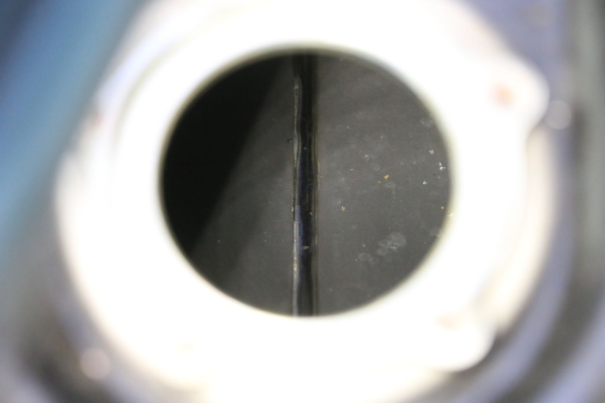 photo de RESERVOIR ESSENCE KAWASAKI ER-6 ER6 N 650 (2005 - 2009) - Gros plan technique