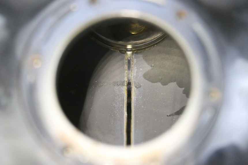 photo de RESERVOIR ESSENCE YAMAHA FZ6 N FAZER 600 (2004 - 2006)