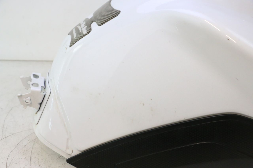 photo de RESERVOIR ESSENCE YAMAHA FZ8 800 (2010 - 2016) - Zoom qualité