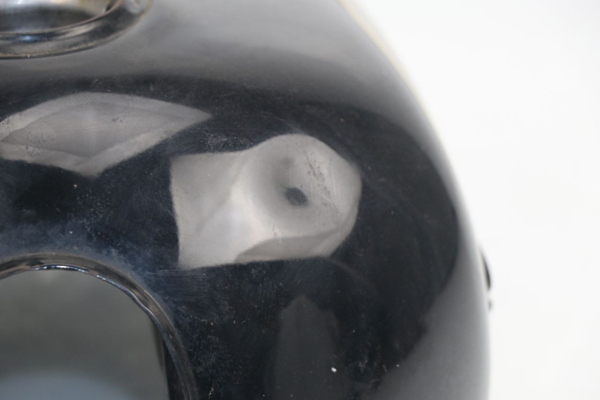 photo de RESERVOIR ESSENCE SUZUKI GN 125 (1997 - 2000)