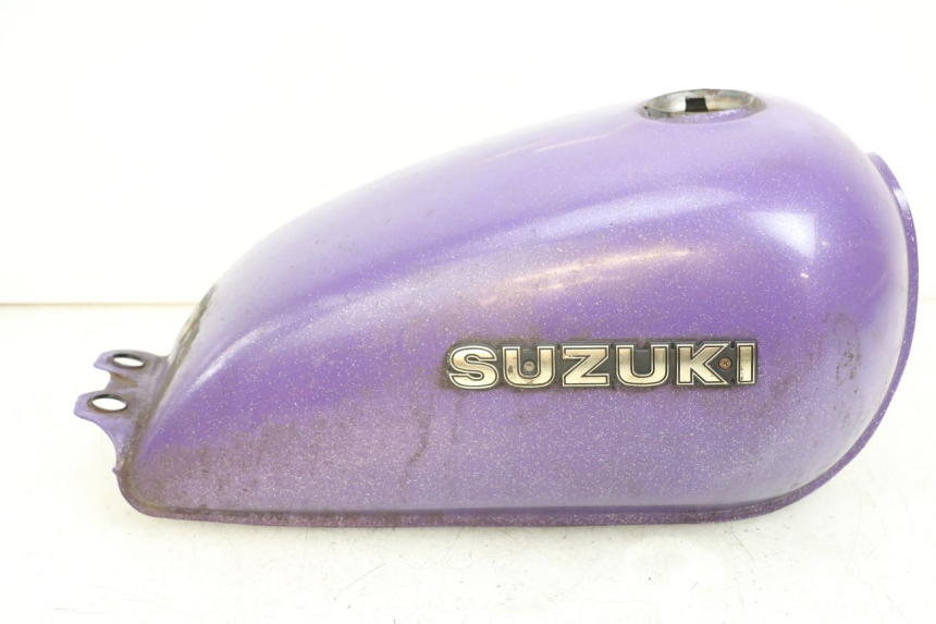 photo de RESERVOIR ESSENCE SUZUKI GN 125 (1997 - 2000)