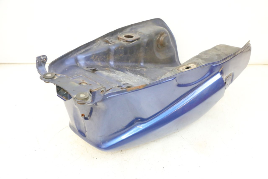 photo de RESERVOIR ESSENCE KAWASAKI GPX R WARBIRD 600 (1988 - 1993) - Détail de la pièce