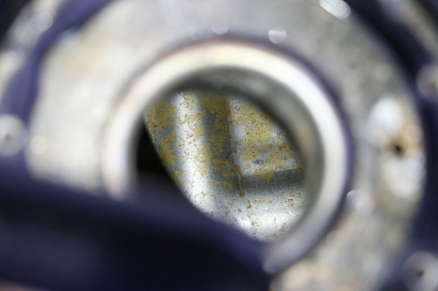 photo de RESERVOIR ESSENCE KAWASAKI GPZ RX 1000 (1986 - 1988) - Autre angle de vue