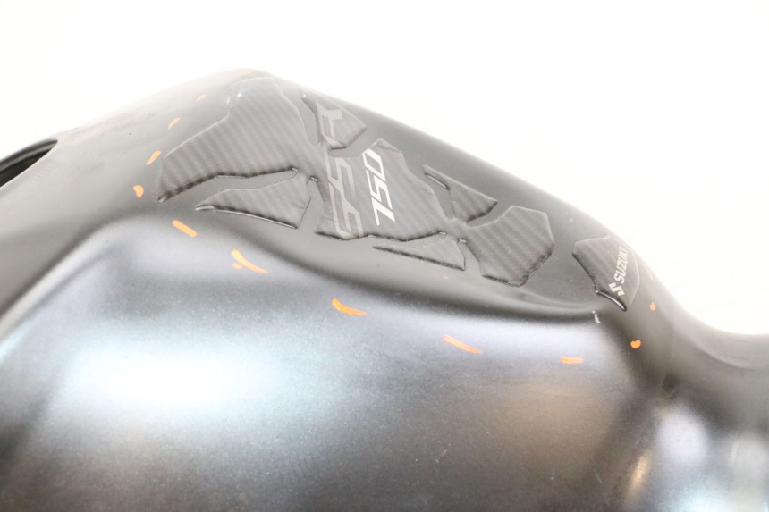 photo de RESERVOIR ESSENCE SUZUKI GSR 750 (2011 - 2017)