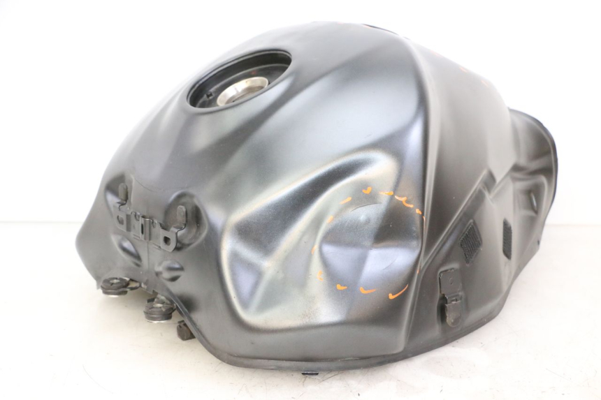 photo de RESERVOIR ESSENCE SUZUKI GSR 750 (2011 - 2017)