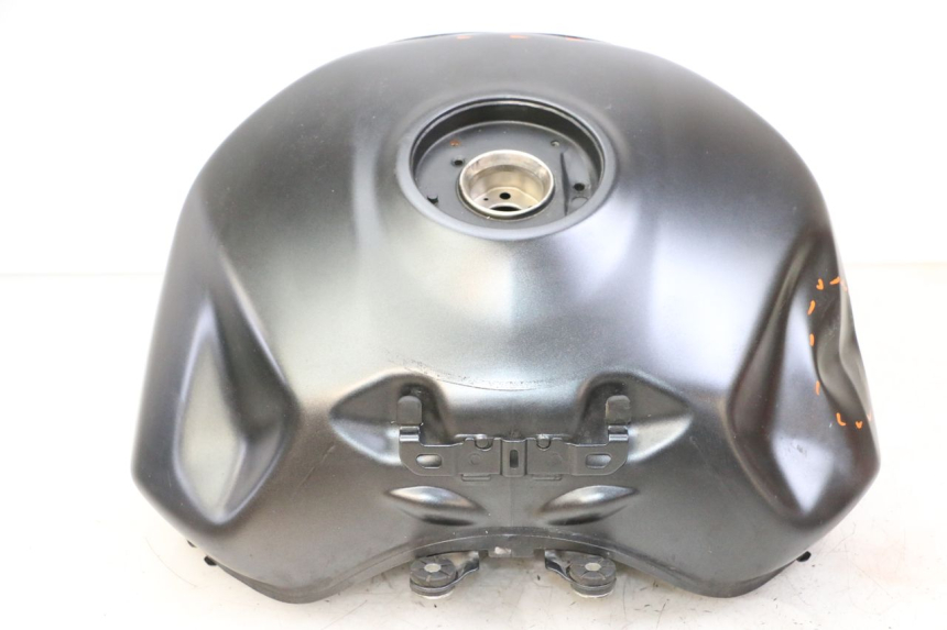 photo de RESERVOIR ESSENCE SUZUKI GSR 750 (2011 - 2017)