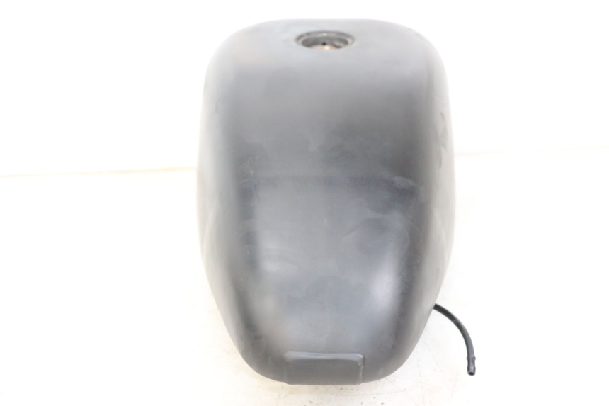 photo de RESERVOIR ESSENCE HARLEY DAVIDSON SPORTSTER XL CUSTOM 1200 (2003 - 2004)