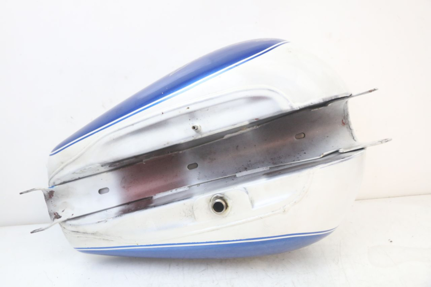 photo de RESERVOIR ESSENCE HARLEY DAVIDSON SPORTSTER XL CUSTOM 883 (1999 - 2006)