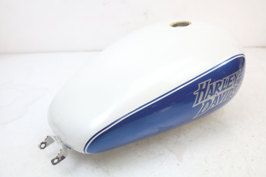 photo de RESERVOIR ESSENCE HARLEY DAVIDSON SPORTSTER XL CUSTOM 883 (1999 - 2006)