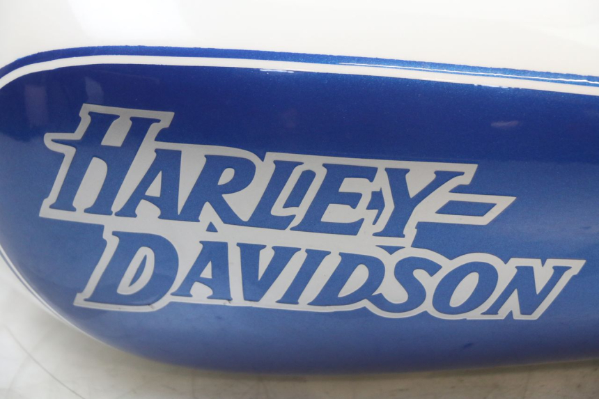 photo de RESERVOIR ESSENCE HARLEY DAVIDSON SPORTSTER XL CUSTOM 883 (1999 - 2006)