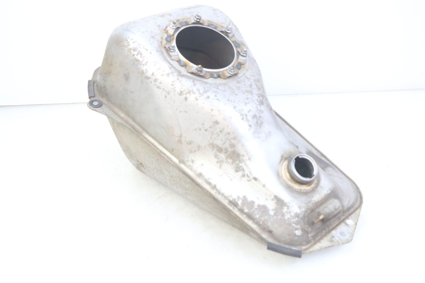 photo de RESERVOIR ESSENCE HONDA FJS SILVERWING SILVER WING 400 (2009 - 2016)
