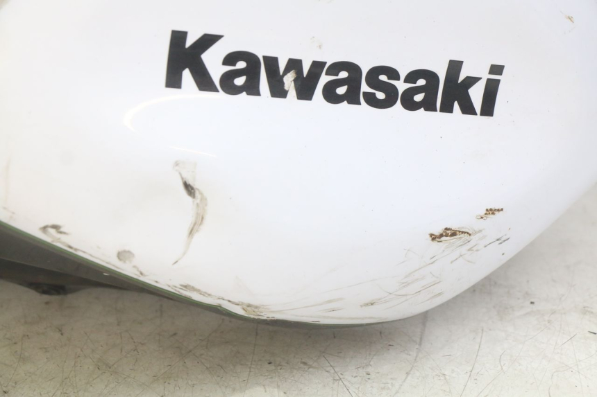 photo de RESERVOIR ESSENCE KAWASAKI Z 750 (2007 - 2013)