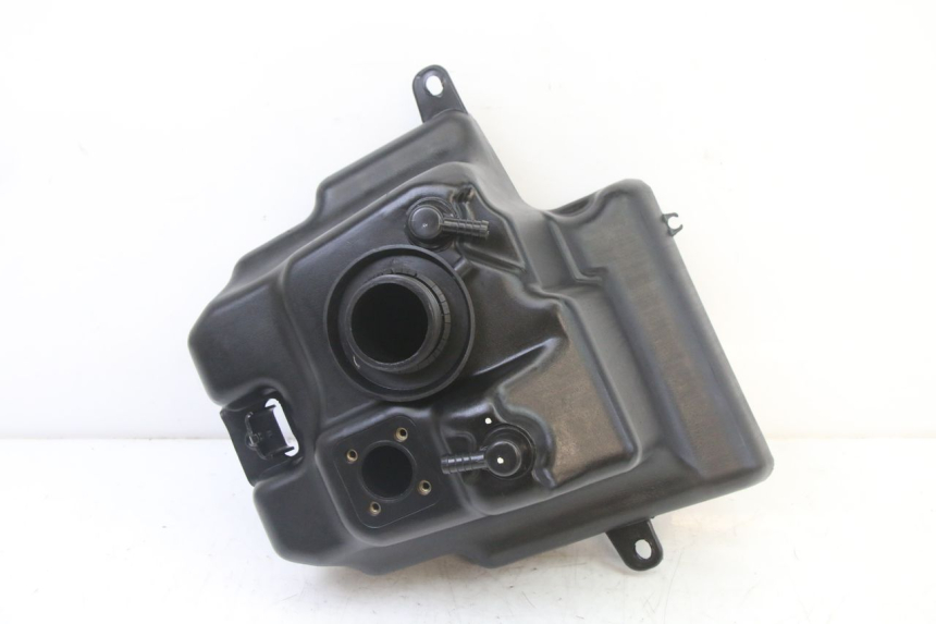 photo de RESERVOIR ESSENCE PEUGEOT KISBEE 4T 50 (2018 - 2022)