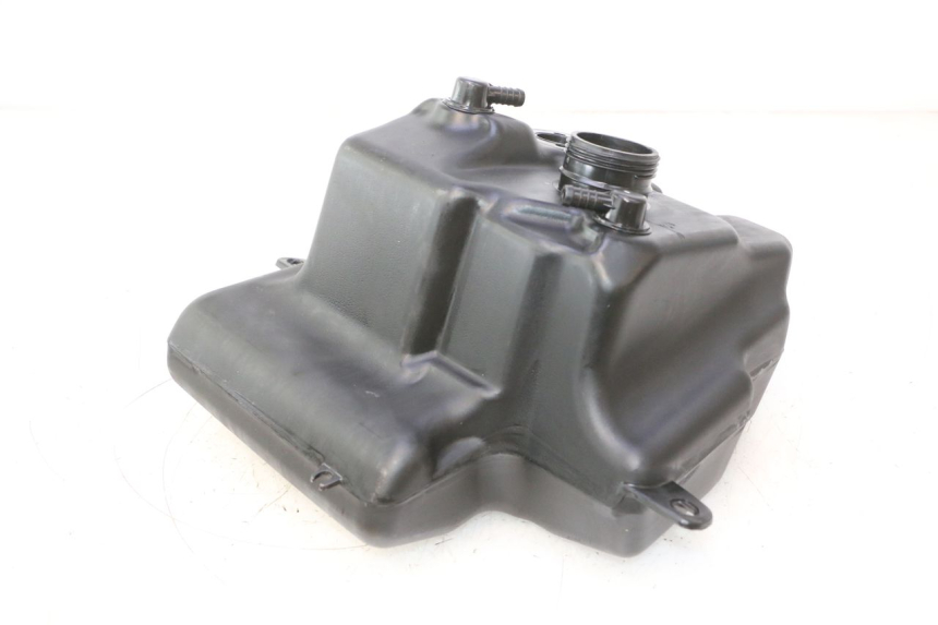 photo de RESERVOIR ESSENCE PEUGEOT KISBEE 4T 50 (2023 - 2026) - Vue principale
