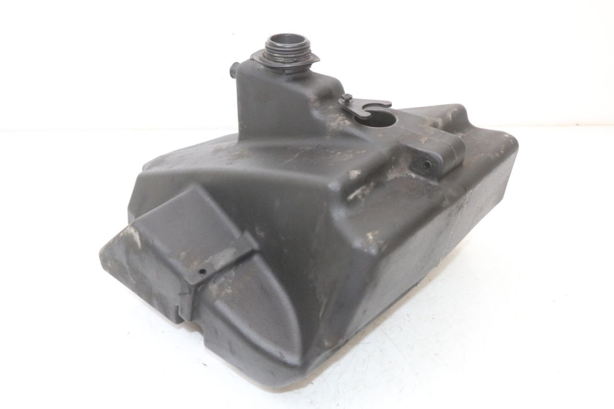 photo de RESERVOIR ESSENCE RENAULT KOURANOS 125 (2001 - 2004)