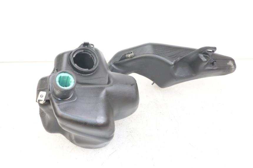 photo de RESERVOIR ESSENCE PIAGGIO LIBERTY 125 (2009 - 2013)