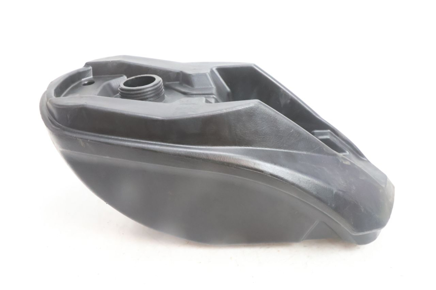 photo de RESERVOIR ESSENCE PEUGEOT LUDIX BLASTER 50 (2006 - 2014) - Gros plan technique