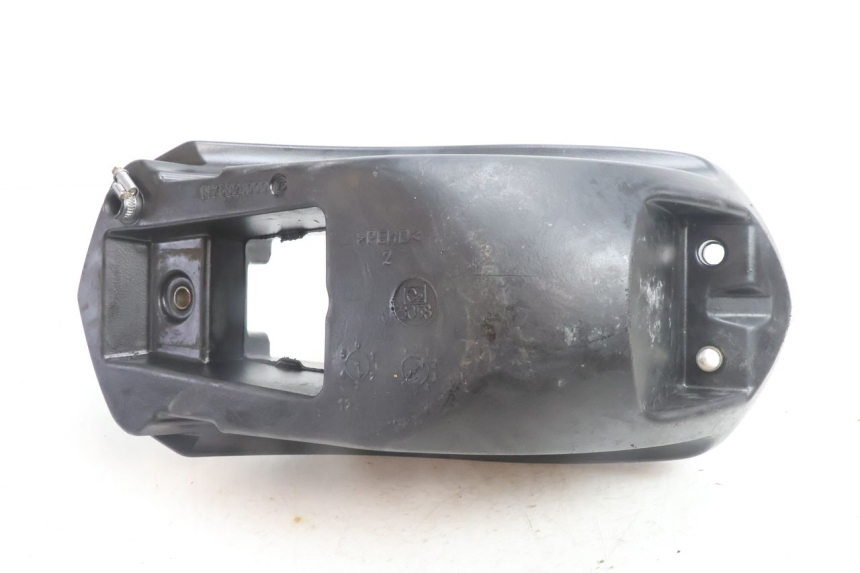 photo de RESERVOIR ESSENCE PEUGEOT LUDIX BLASTER 50 (2006 - 2014) - Points de fixation