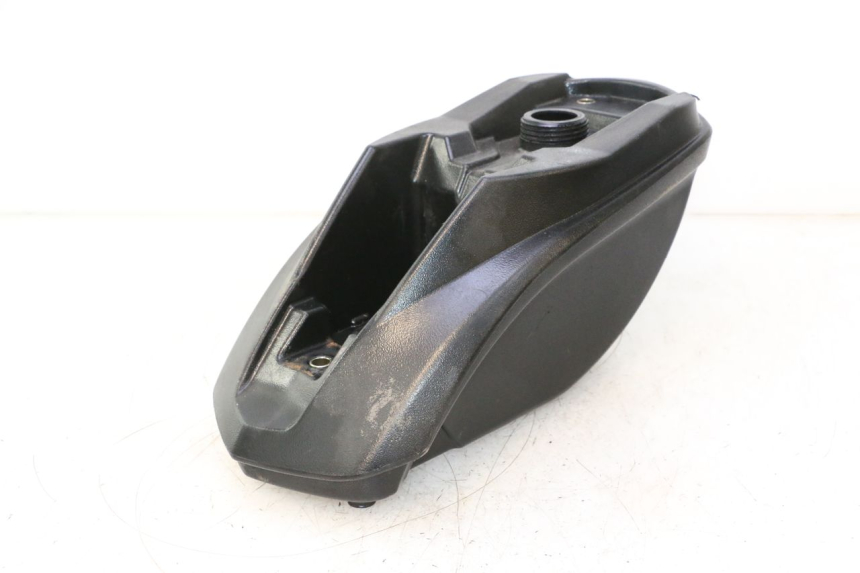 photo de RESERVOIR ESSENCE PEUGEOT LUDIX ONE 50 (2004 - 2013) - Zoom état d’usage