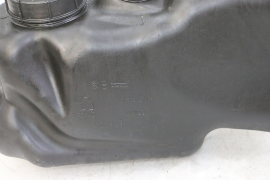 photo de RESERVOIR ESSENCE PIAGGIO MP3 LT 300 (2010 - 2016)