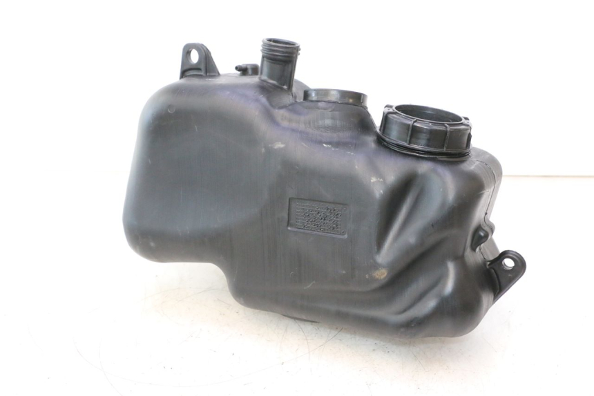 photo de RESERVOIR ESSENCE PIAGGIO MP3 500 (2016 - 2018) - Zoom état d’usage