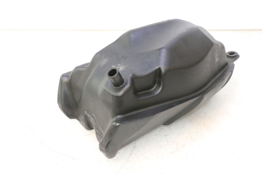 photo de RESERVOIR ESSENCE RIEJU MRT PRO SUPERMOTARD 50 (2007 - 2018) - Vue d’ensemble