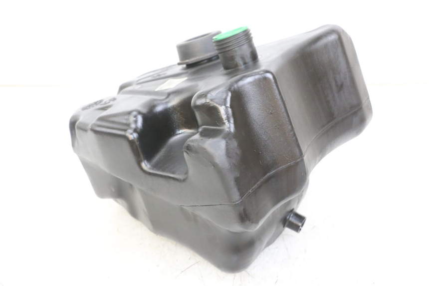 photo de RESERVOIR ESSENCE YAMAHA NEO'S NEOS 2T EASY 50 (2013 - 2016) - Gros plan technique